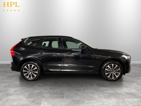 Volvo XC60 2.0 B5 MHEV Plus SUV 5dr Petrol Hybrid Auto AWD Euro 6 (s/s) (250 ps) 8