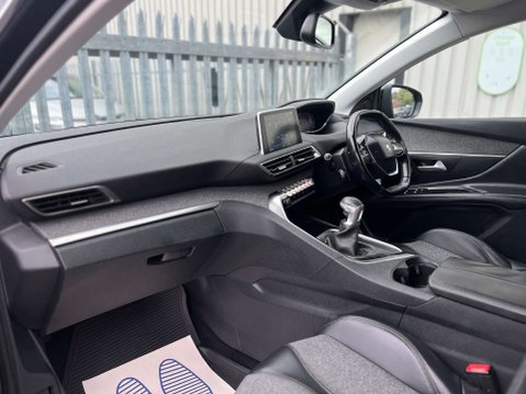 Peugeot 3008 1.6 3008 Allure Blue HDi S/S 5dr 17
