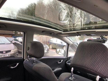 Honda Jazz 1.4 I-VTEC EX manual just 54,000 miles, good history, ULEZ compliant 17