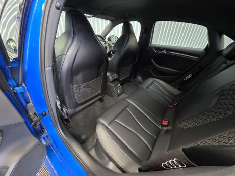 Audi RS3 2.5 TFSI Saloon 4dr Petrol S Tronic quattro Euro 6 (s/s) (400 ps) 18