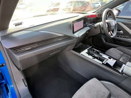 Vauxhall Astra 1.2 Astra Ultimate Turbo Auto 5dr 16