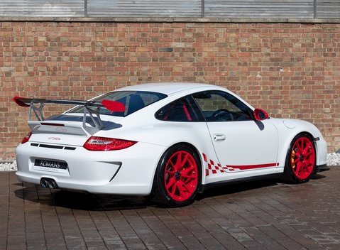 Porsche 911 GT3 RS (997.2) 7