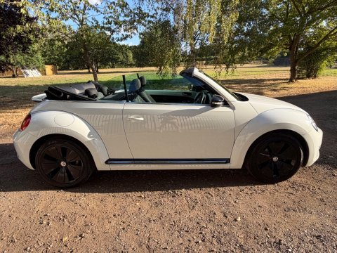 Volkswagen Beetle SPORT TDI BLUEMOTION TECHNOLOGY DSG 21