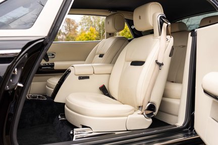 Rolls-Royce Phantom Coupe 36