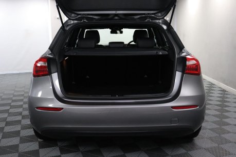 Mercedes-Benz A Class A 180 SE 33