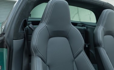 Porsche 911 Targa 4 (992) 18