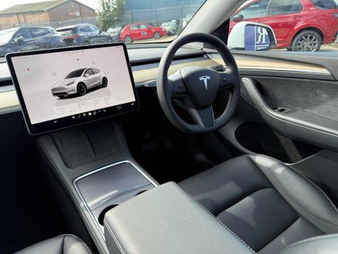 Tesla Model Y (Dual Motor) Long Range SUV 5dr Electric Auto 4WDE (384 bhp) 31