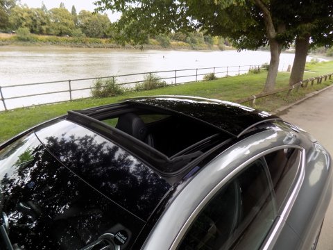 Mercedes-Benz C Class C 200 AMG LINE PREMIUM 19