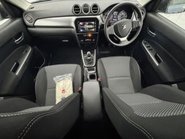 Suzuki Vitara SZ-T BOOSTERJET MHEV 3