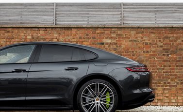 Porsche Panamera Turbo S E-Hybrid 31