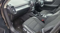 Volvo XC40 2.0 T4 Momentum SUV 5dr Petrol Auto AWD Euro 6 (s/s) (190 ps) 41