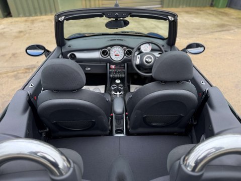Mini Convertible 1.6 One 2dr 26