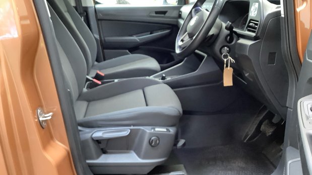 Volkswagen Caddy AUTO SWB L1H1 Low Roof Commerce Pro EURO 6 NO VAT 9