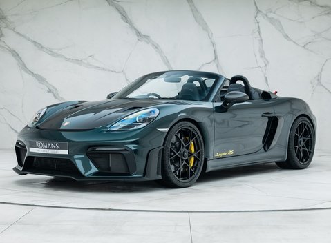 Porsche 718 SPYDER RS 1