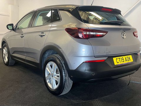 Vauxhall Grandland X 1.2 Grandland X SE T S/S 5dr 3