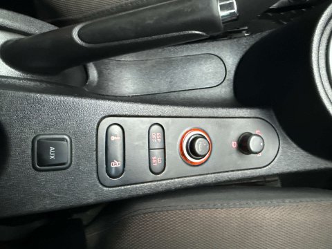 SEAT Leon 2.0 Leon Stylance Auto 5dr 14