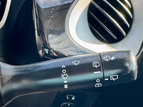 Toyota Aygo VVT-I X-CLUSIV X-SHIFT 25