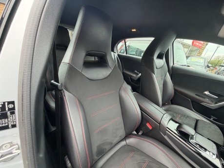 Mercedes-Benz A Class A 200 AMG LINE 26