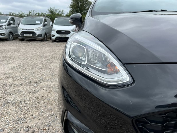 Ford Fiesta SWB (SOLD) L1H1 Low Roof Sport Air Con Alloys EURO 6 NO VAT 20