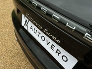 Porsche Cayenne V8 TURBO TIPTRONIC 36