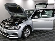 Volkswagen Polo SE TSI 16