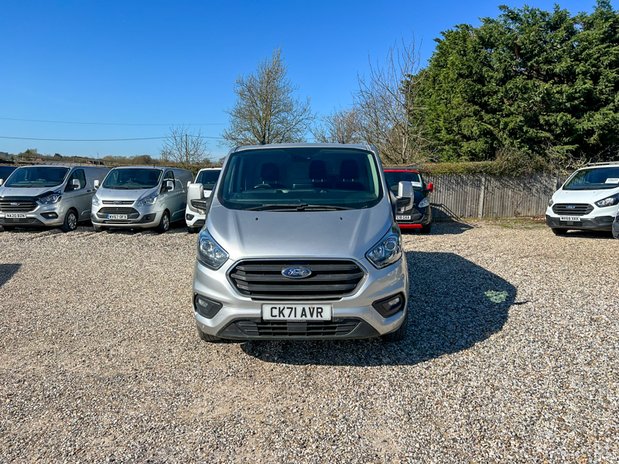 Ford Transit Custom LWB L2H1 CAT N Low Roof Limited 300 Air Con Sensors EURO 6 NO VAT 3