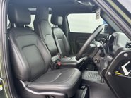 Land Rover Defender 90 D250 Hard Top X-Dynamic HSE 3 Seat 4