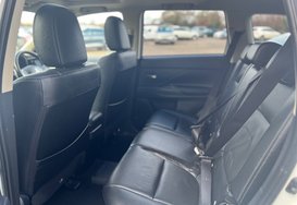 Mitsubishi Outlander PHEV 2.0h 12kWh GX4h CVT 4WD AUTO 31