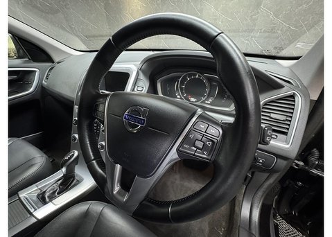 Volvo XC60 2.4 D5 SE Lux Nav SUV 5dr Diesel Auto AWD Euro 6 (s/s) (220 ps) 30
