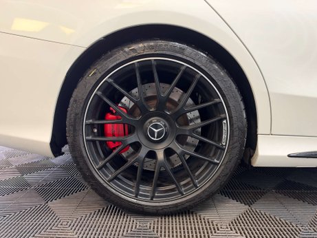 Mercedes-Benz C Class 4.0 C63 V8 BiTurbo AMG S (Premium Plus) Estate 5dr Petrol SpdS MCT Euro 6 ( 13