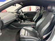 Audi R8 5.2 FSI V10 Performance Coupe 2dr Petrol S Tronic quattro Euro 6 (s/s) (620 40
