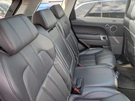 Land Rover Range Rover Sport 3.0 Range Rover Sport HSE SDV6 Auto 4WD 5dr 18
