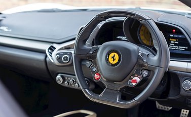Ferrari 458 Italia 11