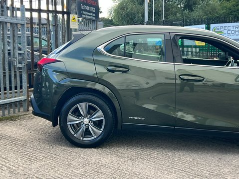 Lexus Ux 250H 19