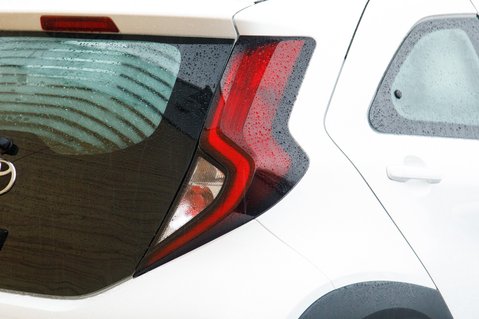 Toyota Aygo X VVT-I PURE 9