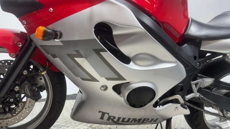 Triumph TT 2001 ONLY 9K NEW MOT 600CC INLINE 4 SPORTS BIKE 28