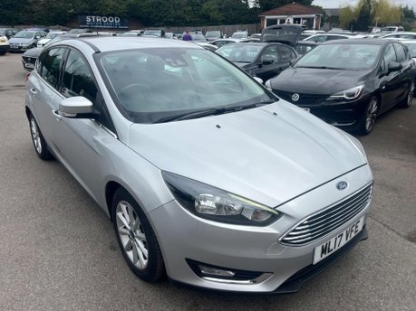 Ford Focus 1.0T EcoBoost Titanium Euro 6 (s/s) 5dr