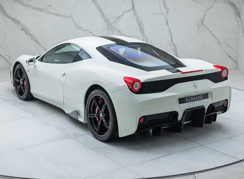 Ferrari 458 Speciale 9