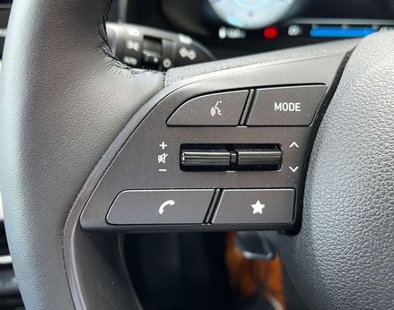 Hyundai BAYON 1.0 Bayon Premium T-GDI Auto 5dr 54