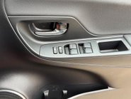 Toyota Yaris VVT-I EXCEL 34