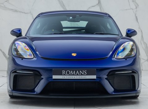 Porsche Cayman GT4 (718) 7