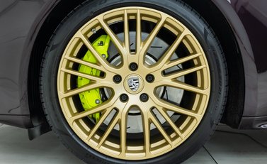 Porsche Panamera 4S E-Hybrid 26