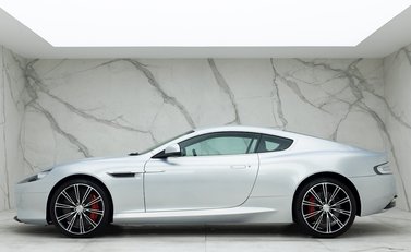 Aston Martin Virage 2