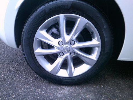 Vauxhall Corsa SE NAV PREMIUM ONLY 12,000 MILES FROM NEW 11