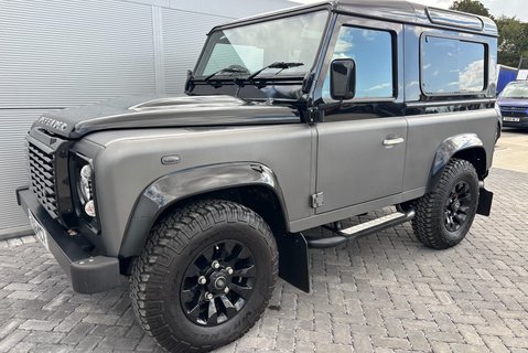 Land Rover Defender 90 TD Autobiography Station Wagon - 1/100 Made - LR Service History 2