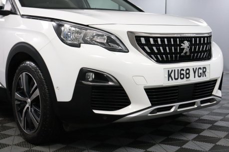 Peugeot 3008 S/S ALLURE 24