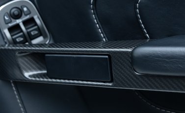 Aston Martin V12 Vantage S ROADSTER 26