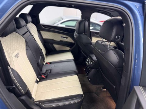 Bentley Bentayga 4.0 V8 SUV 5dr Petrol Auto 4WD Euro 6 (s/s) (550 ps) 65