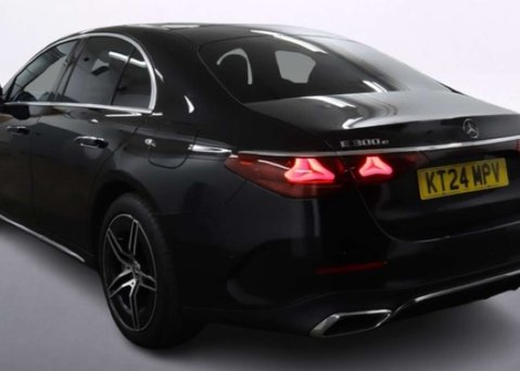 Mercedes-Benz E Class 2.0 E300e 25.4kWh AMG Line (Premium) Saloon 4dr Petrol Plug-in Hybrid G-Tro 8