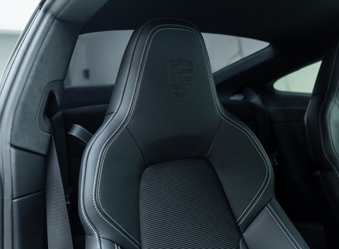 Porsche 911 GT3 TOURING (992.2) 15